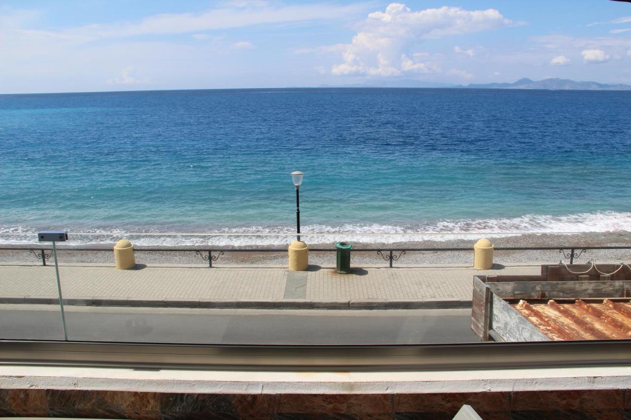 Sea Pearl Luxury Apartment Rhodes City Exteriör bild